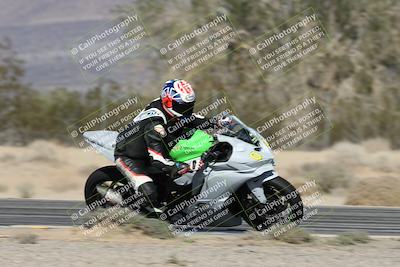 media/Dec-01-2025-Moto Forza (Mon) [[2daa91e15f]]/2-Intermediate Group/Session 3 (Turn 7 Inside Pans)/